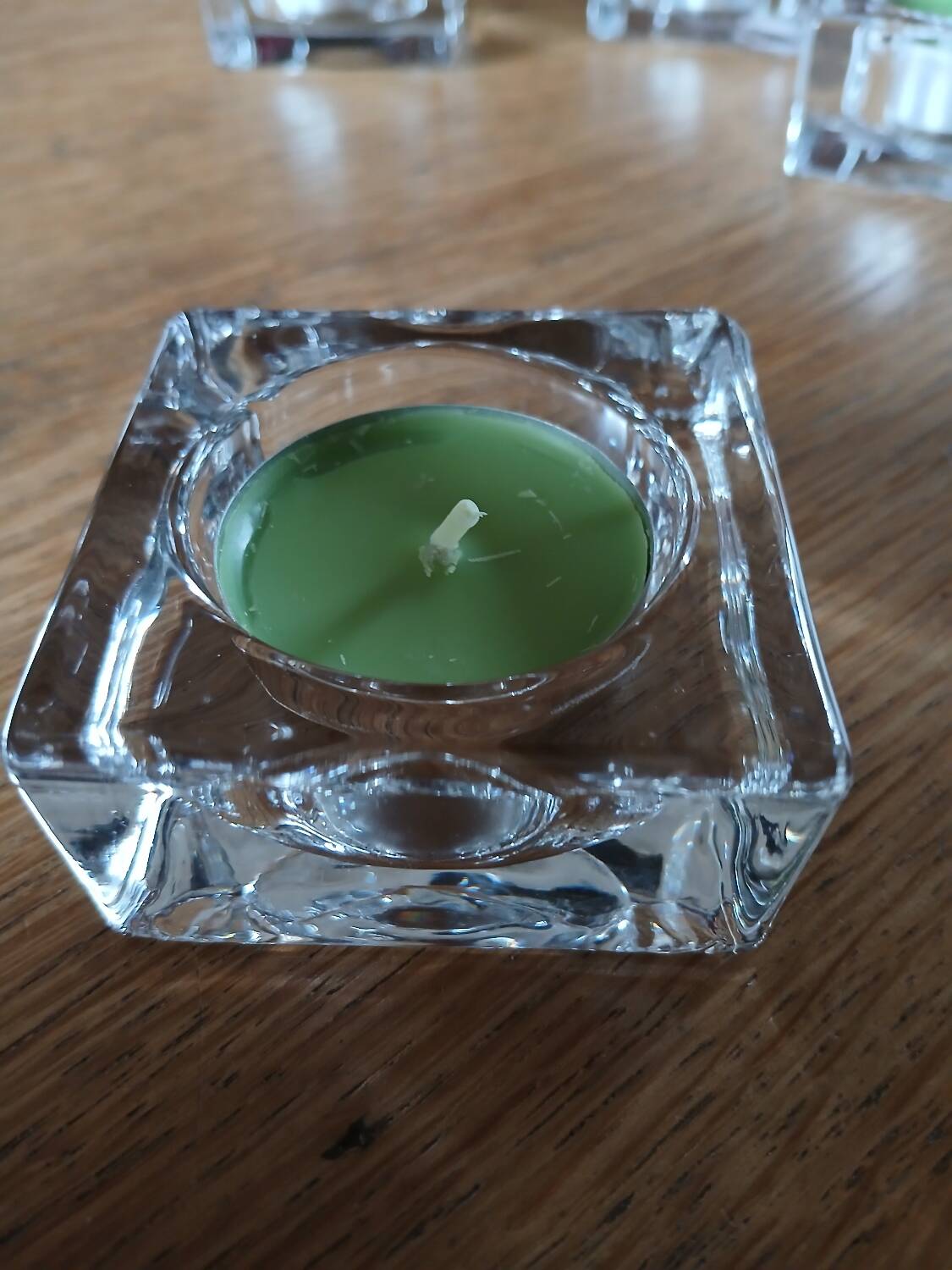 4 glass candle holders/tealight holders