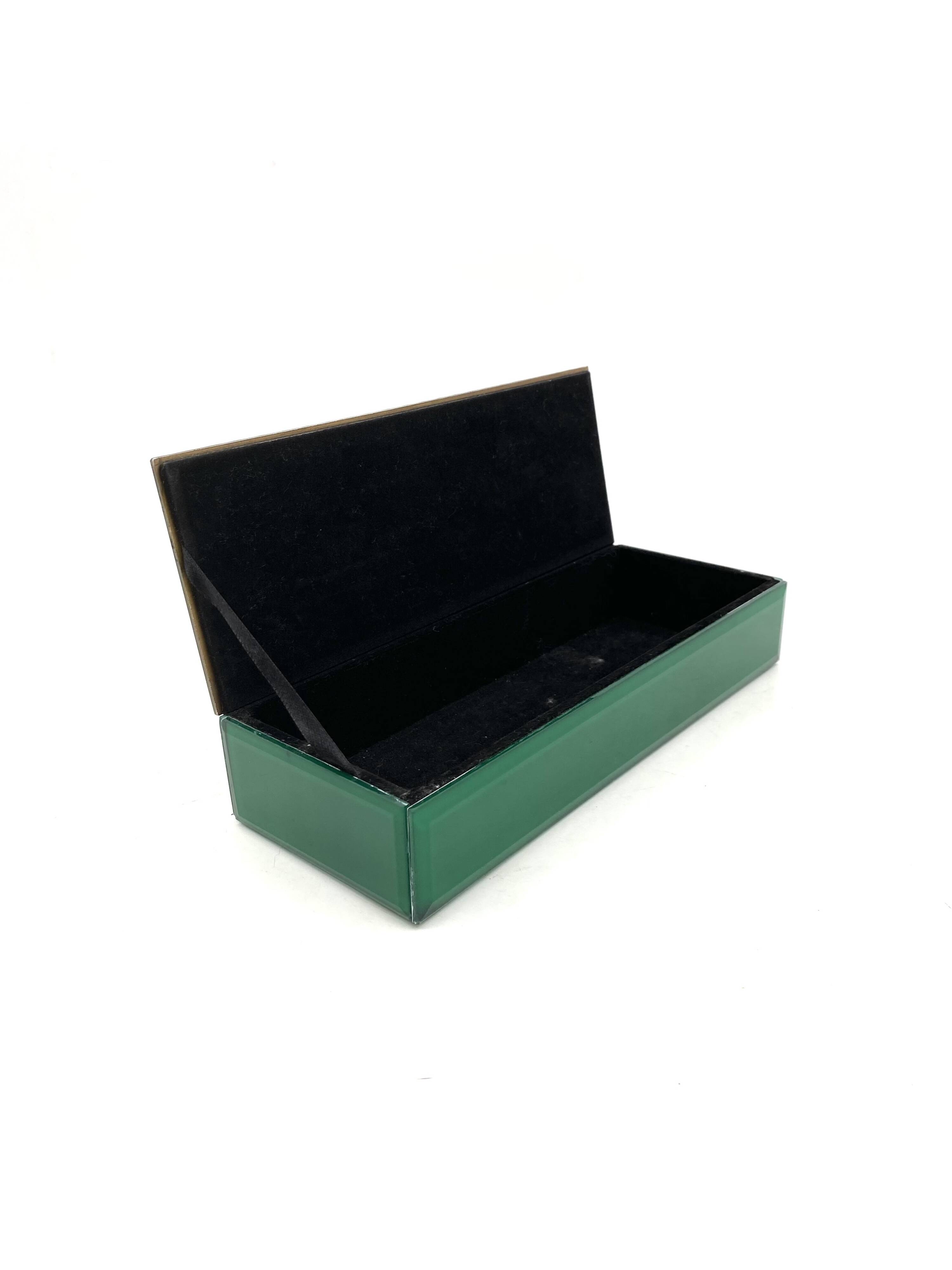 Green glass Jewelry Box, Italy 1980s