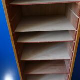 Curtain cabinet