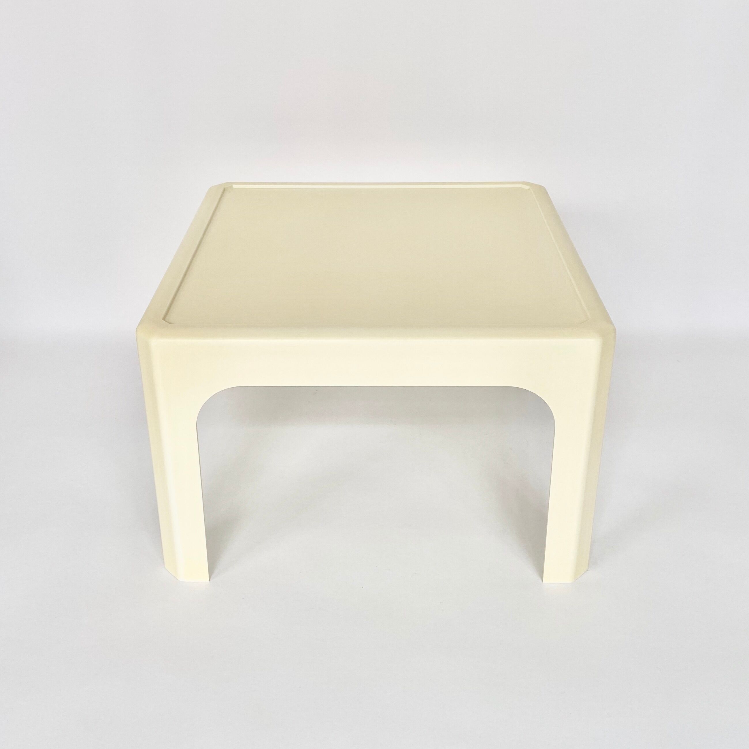 Coffee table vintage 70s