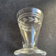 12 liqueur glasses – guilloché crystal – art deco