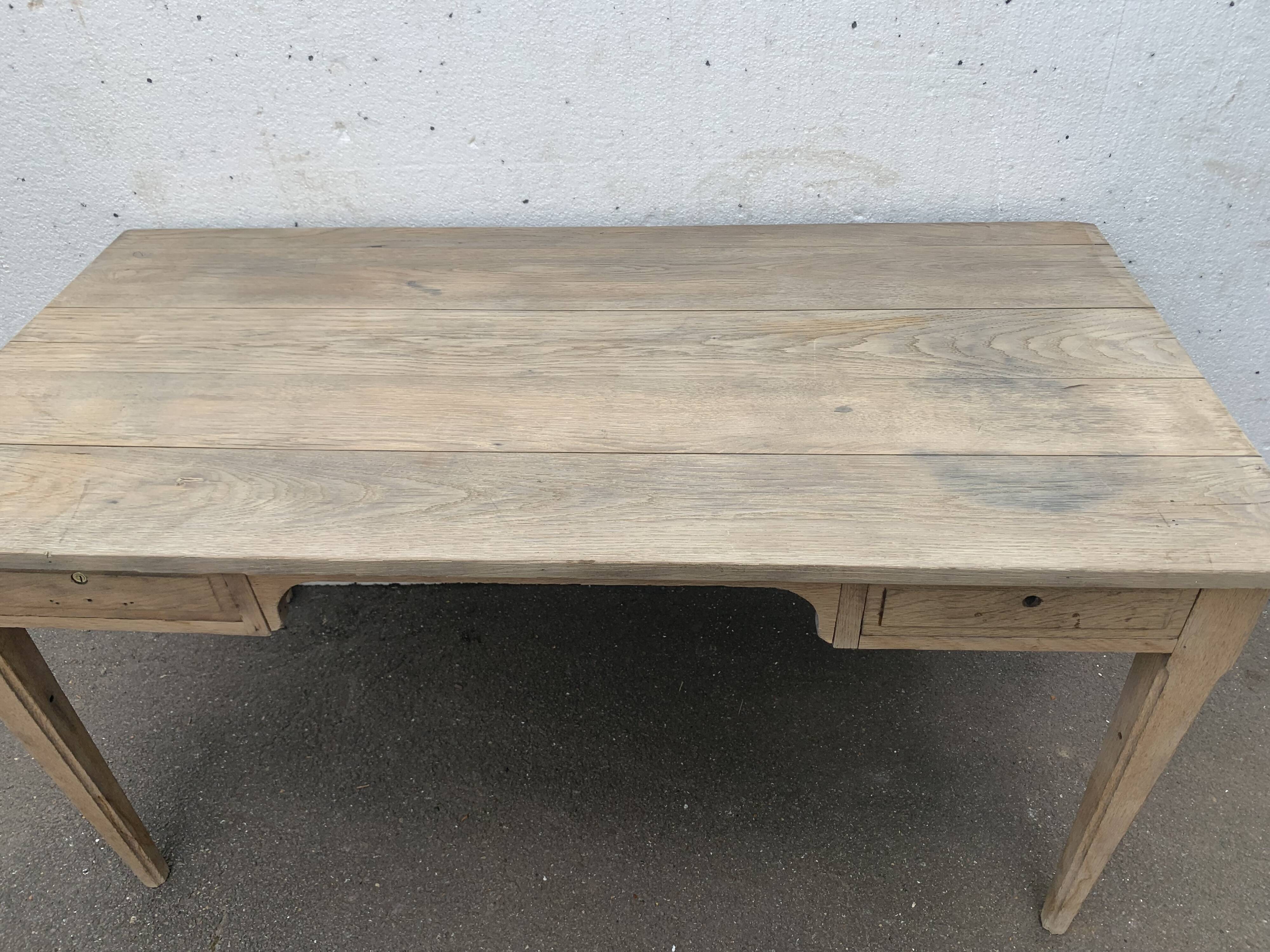 Lois XVI style desk in solid oak XX century