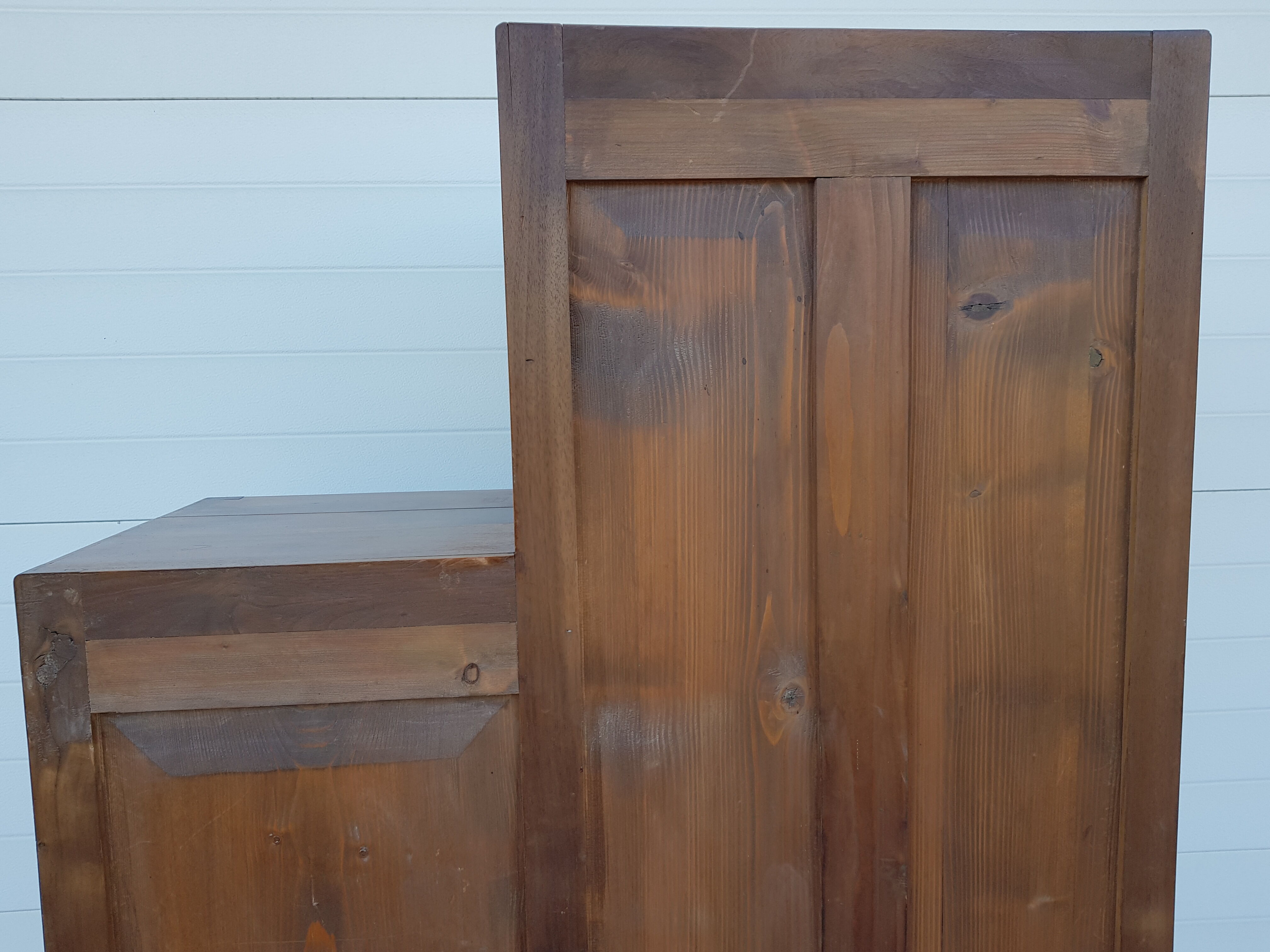 Asymmetric wardrobe fifties