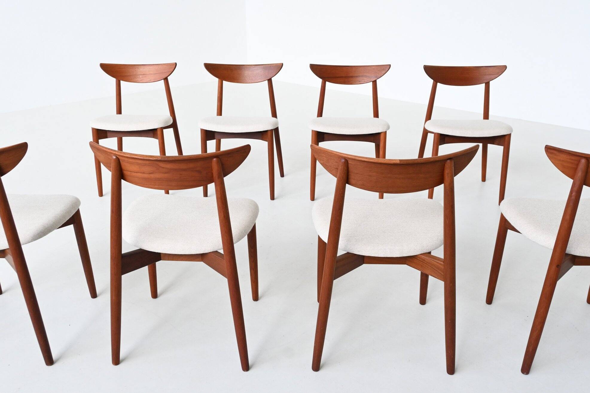 Harry Ostergaard set of eight dining chairs teak Randers 1960