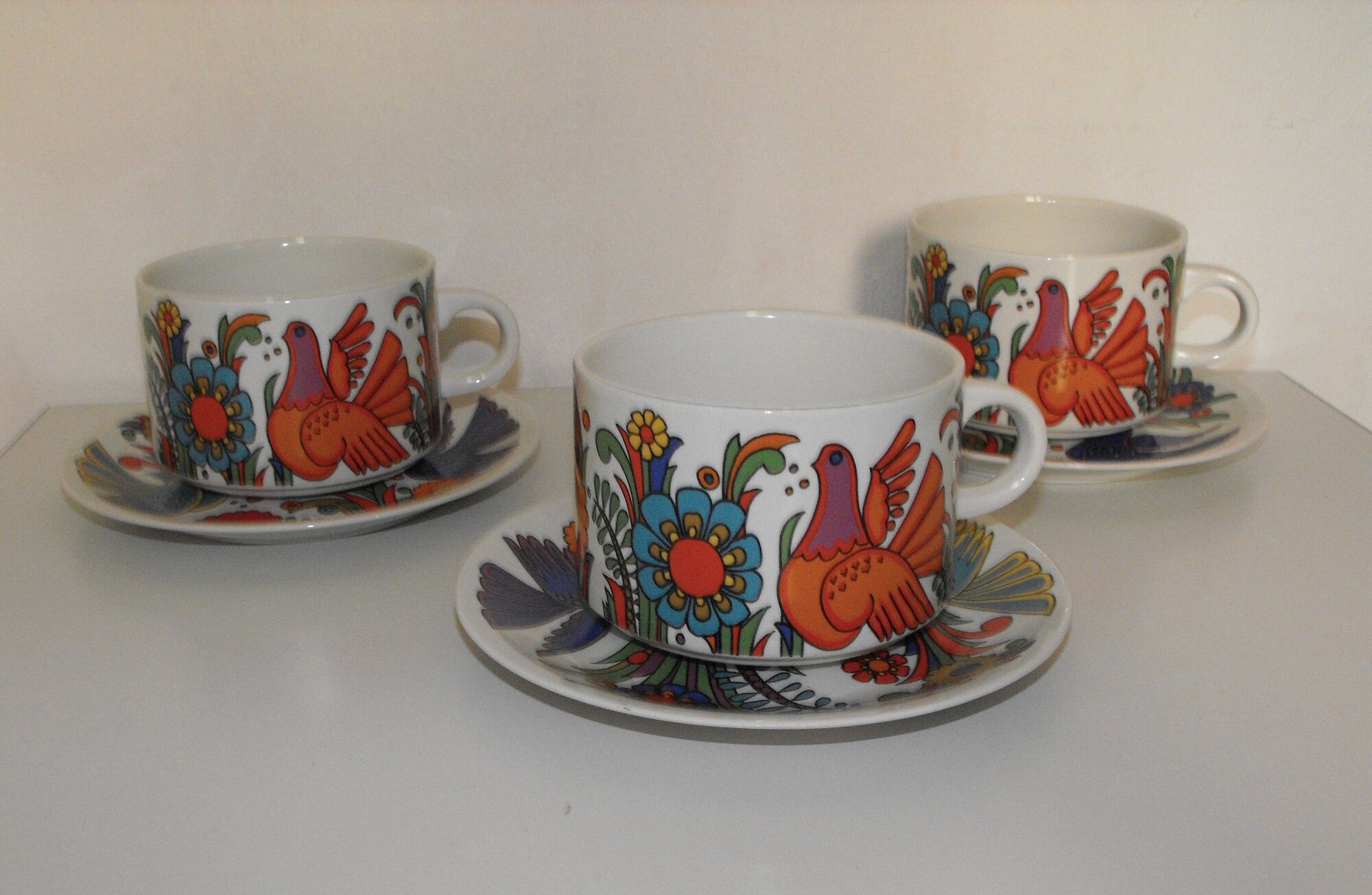 Set 2 cups and under cups to chocolate acapulco de villeroy & boch + 1 offered.