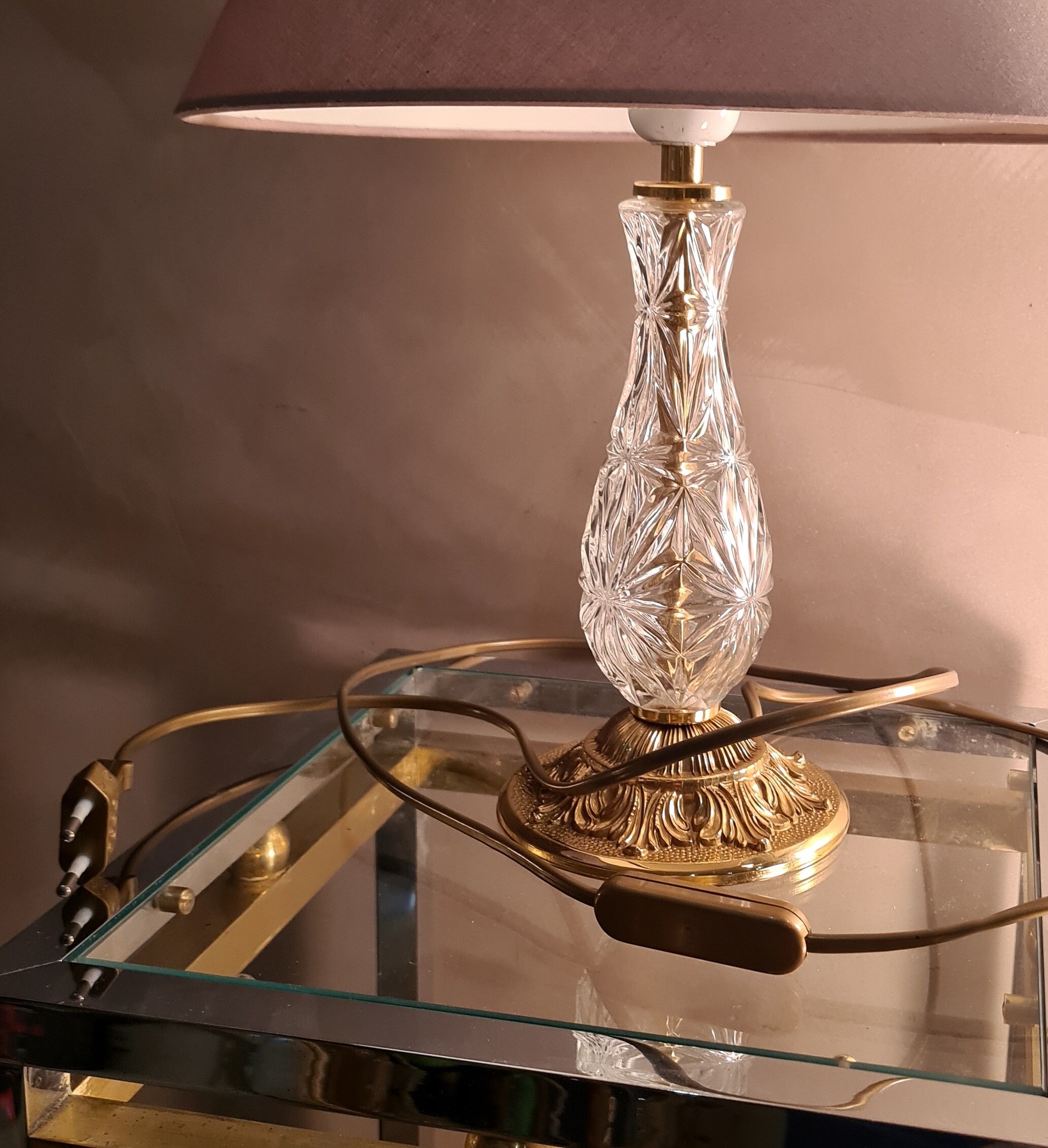 lamp style delux 1975 has 80 glass and chrome gold 40x25