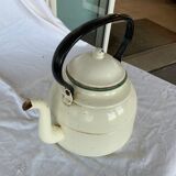 Bouilloire en porcelaine émaillée