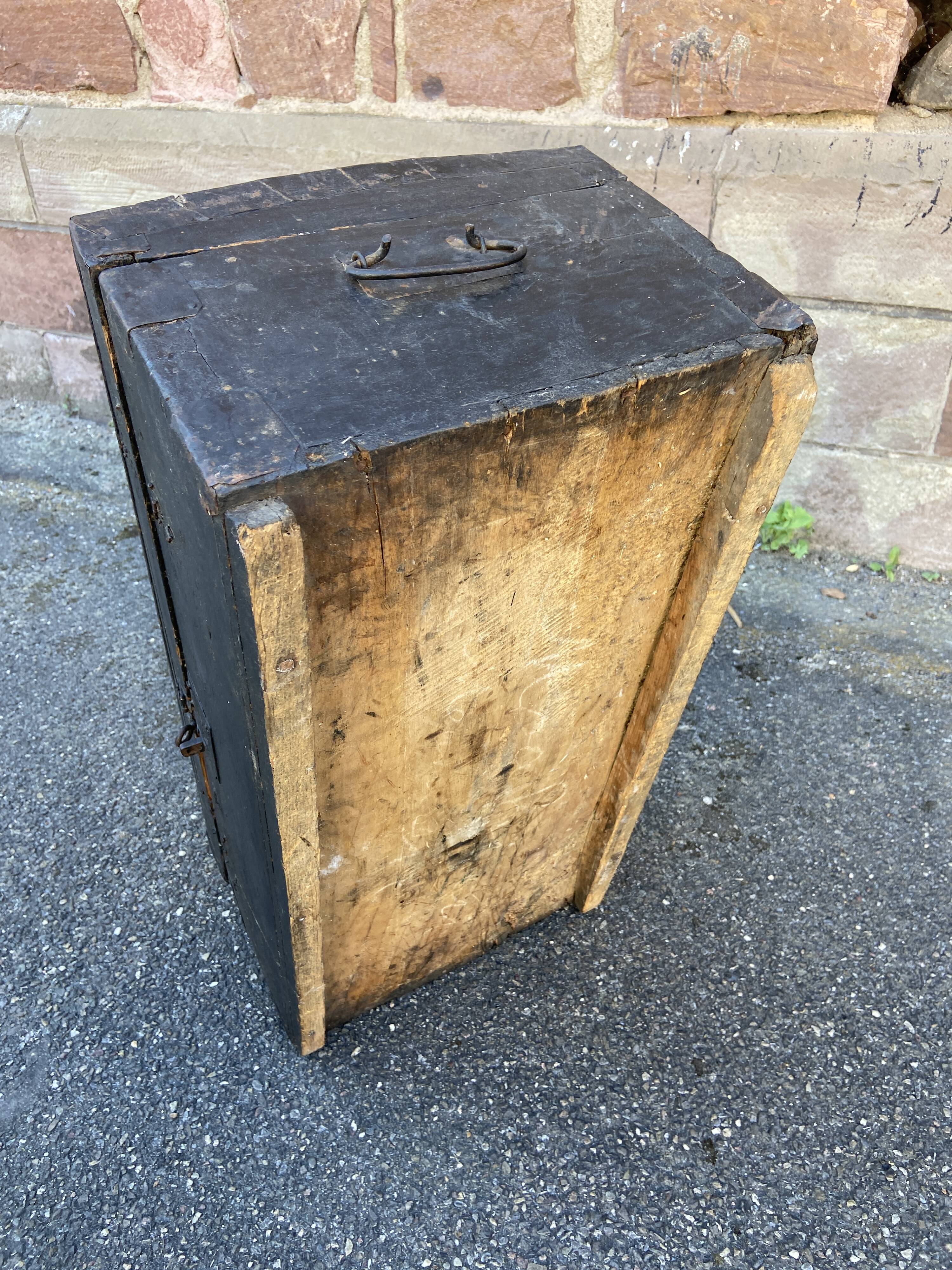 Malle de voyage vintage début 19ème