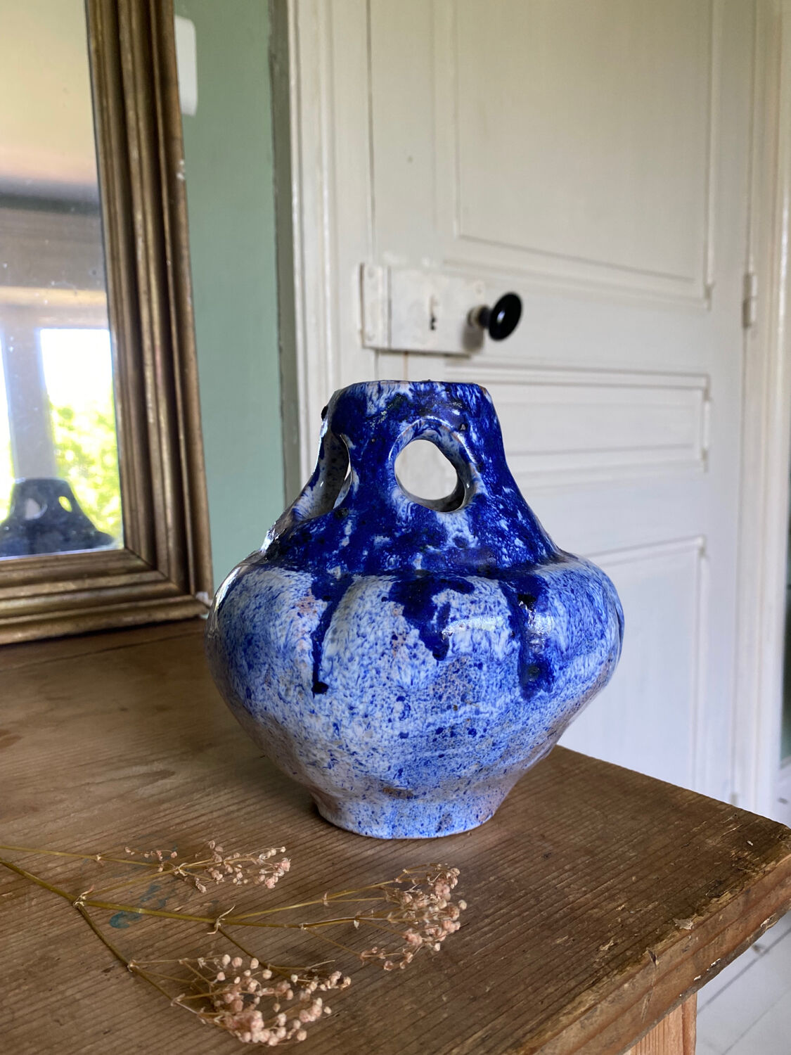 Fat lava glazed ceramic vase