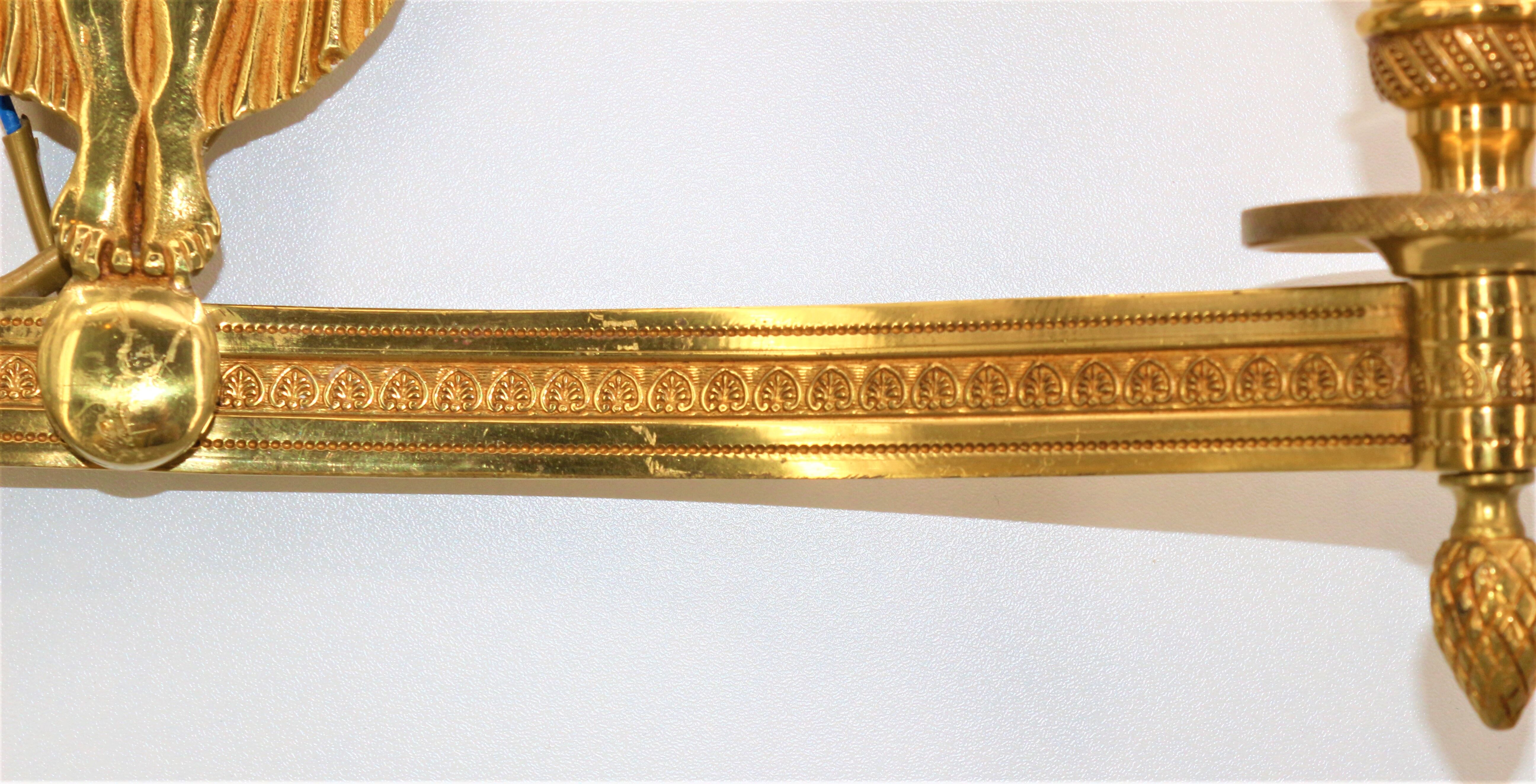 Paire d'appliques en bronze doré de style directoire/empire