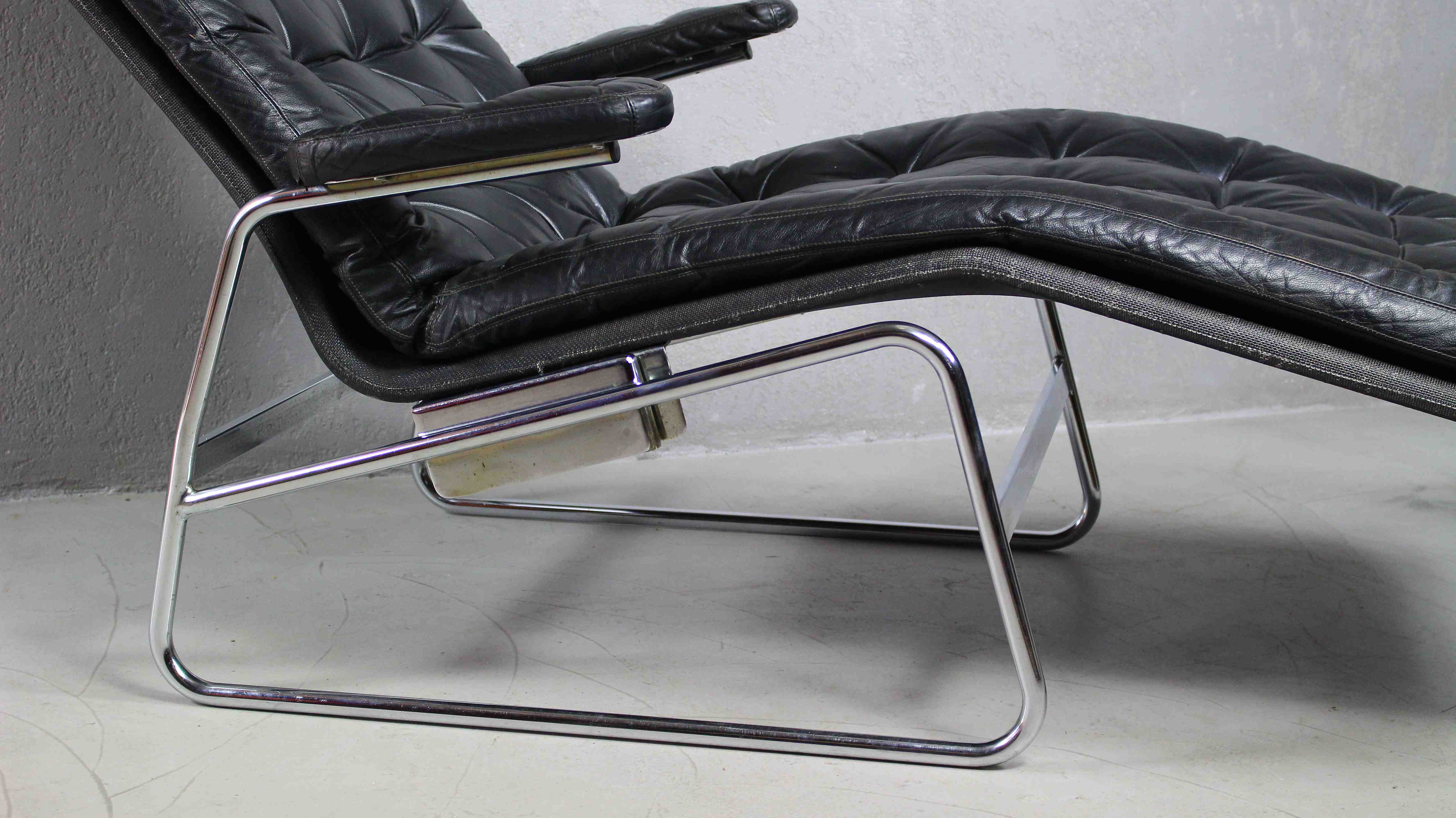 1970s Swedish Leather Chaise by Sam Larsson for DUX