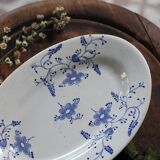 Antique oval tray by the imperial manufacture and the Royal Nimy, "saxe" pattern, 1930s