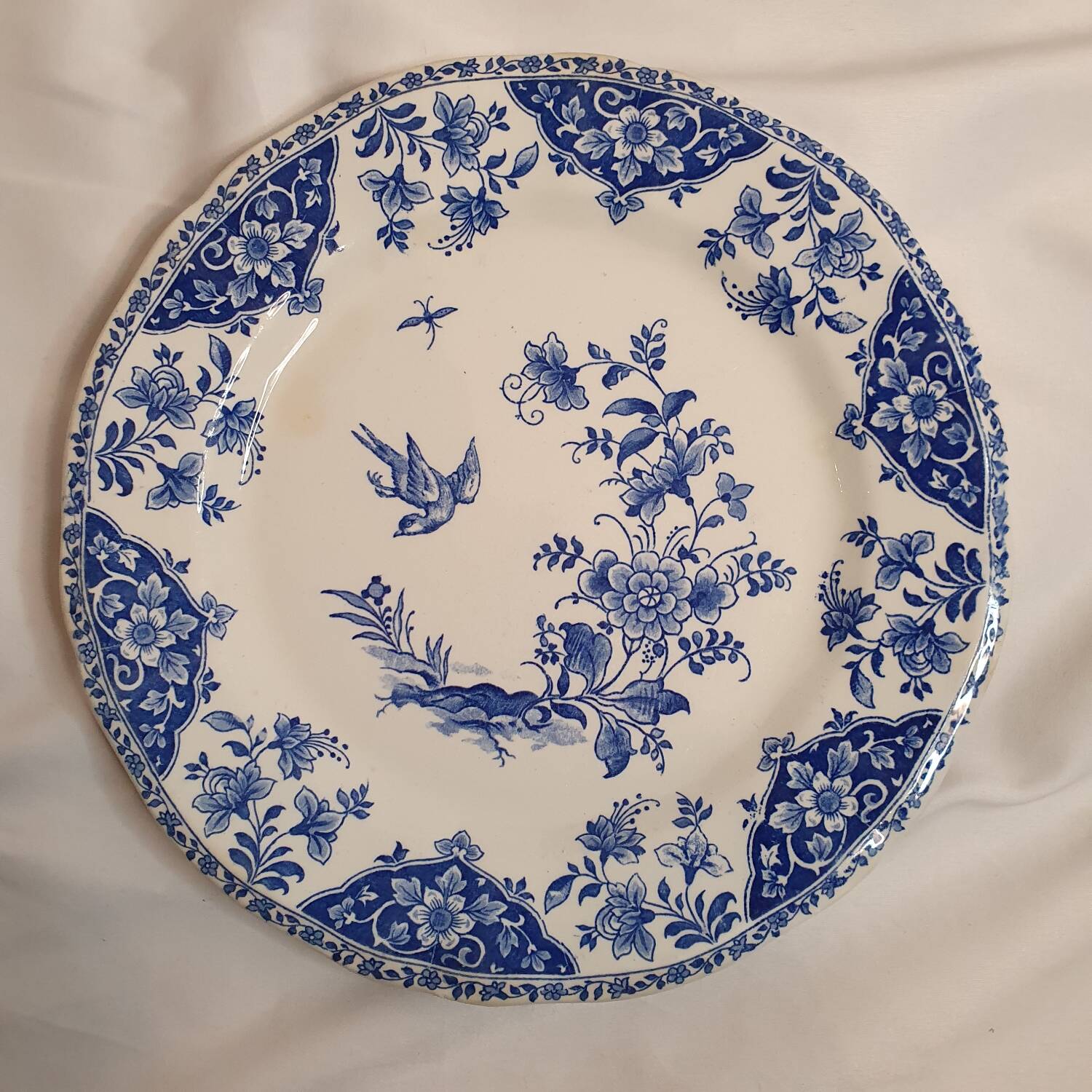 Gien Delft dinner plates