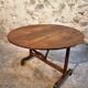 Antique French oak wine table – Loire region – Tilting top – 107 cm diameter