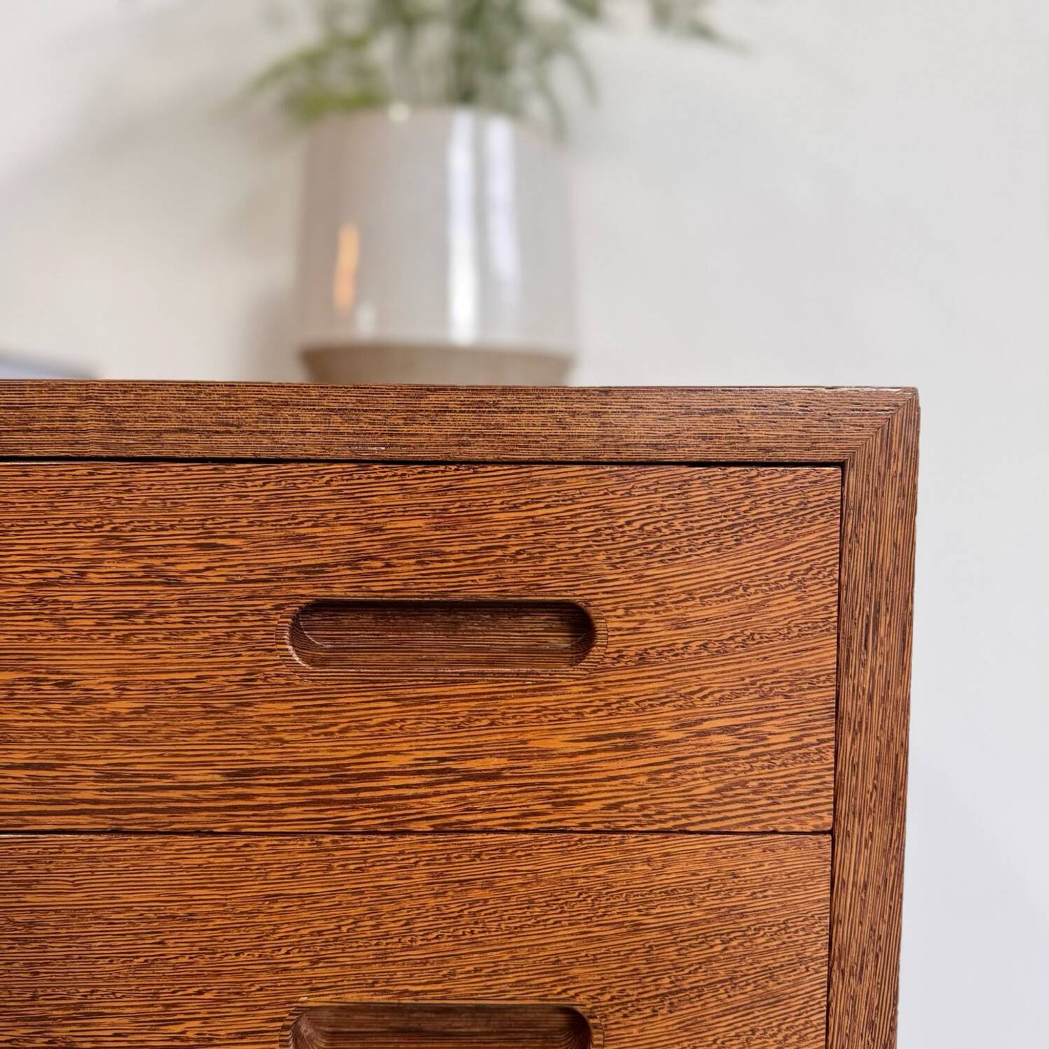Commode danoise en wengé