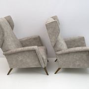Pair of Gio Ponti Mid-Century Modern Italian Velvet "Alata" Lounge Chairs