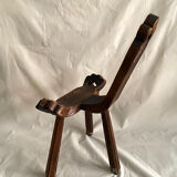 Chaise tripode brutaliste