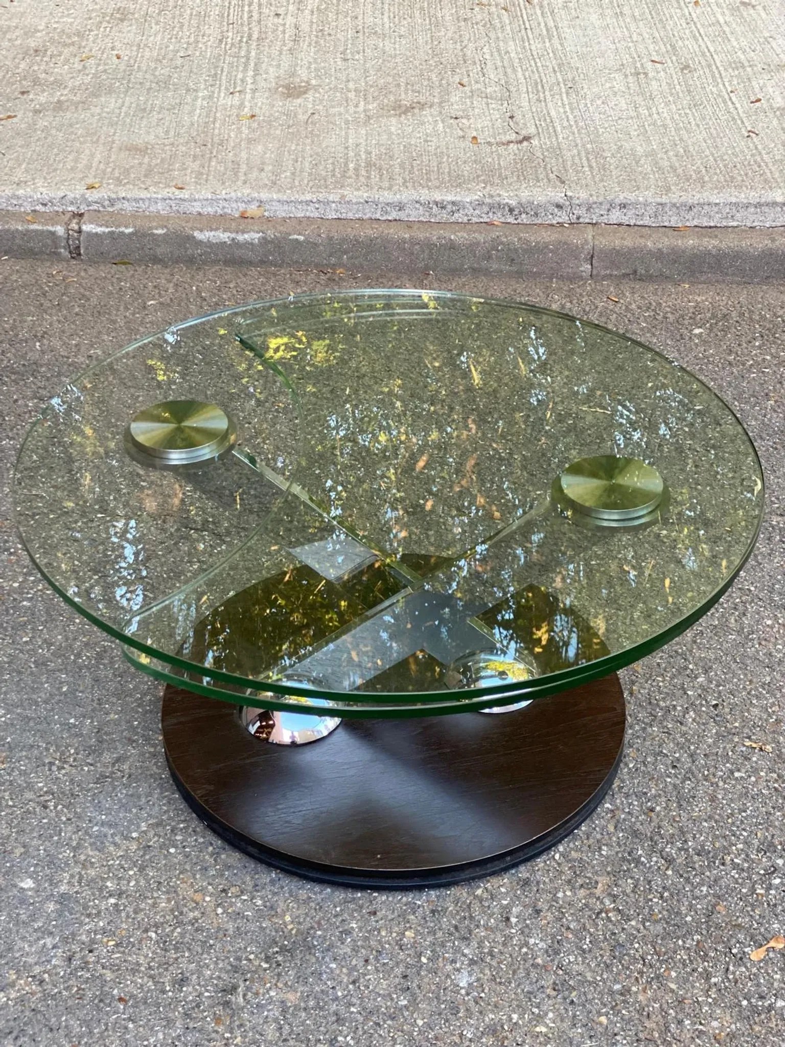 Ricochet coffee table in glass Naos Italy La Casa Animata 1990