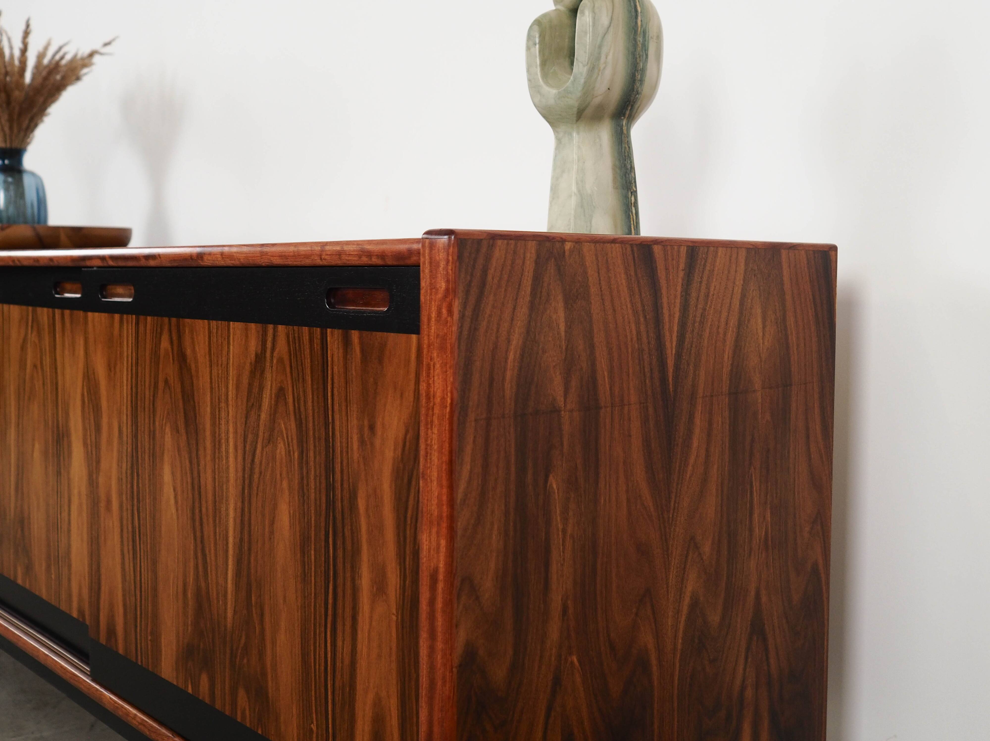 Buffet en palissandre, design danois, années 1970, fabriqué par Skovby Møbelfabrik.