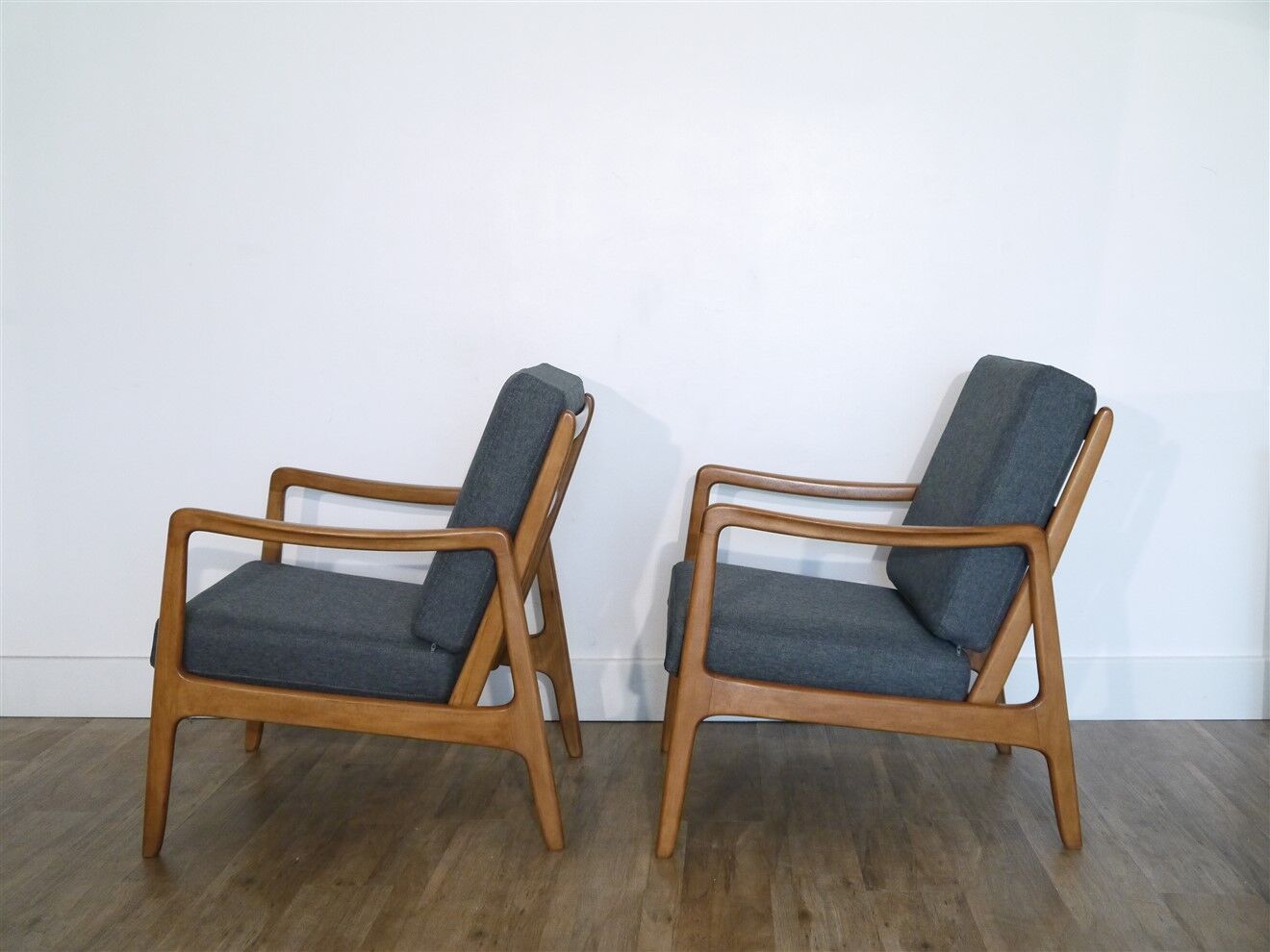 Pair of Danish armchairs in hetre by Ole Wanscher model FD109