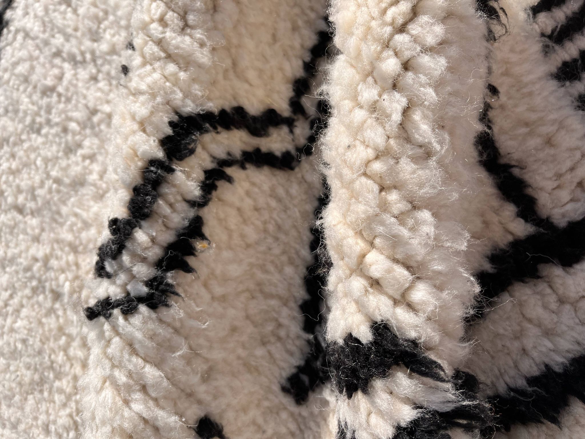Modern Berber Beni Ouarain wool rug