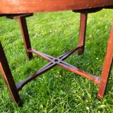 Circular coffee table