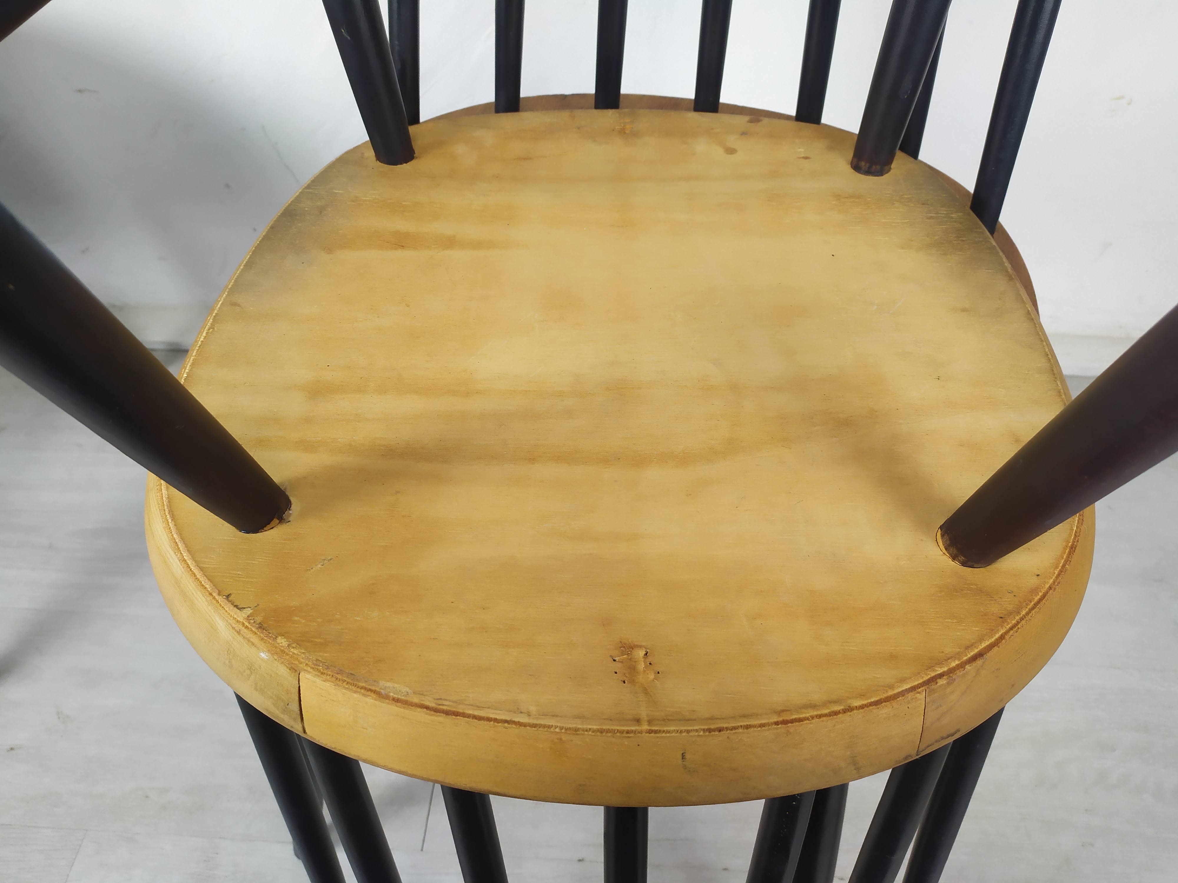 6 Scandinavian chairs