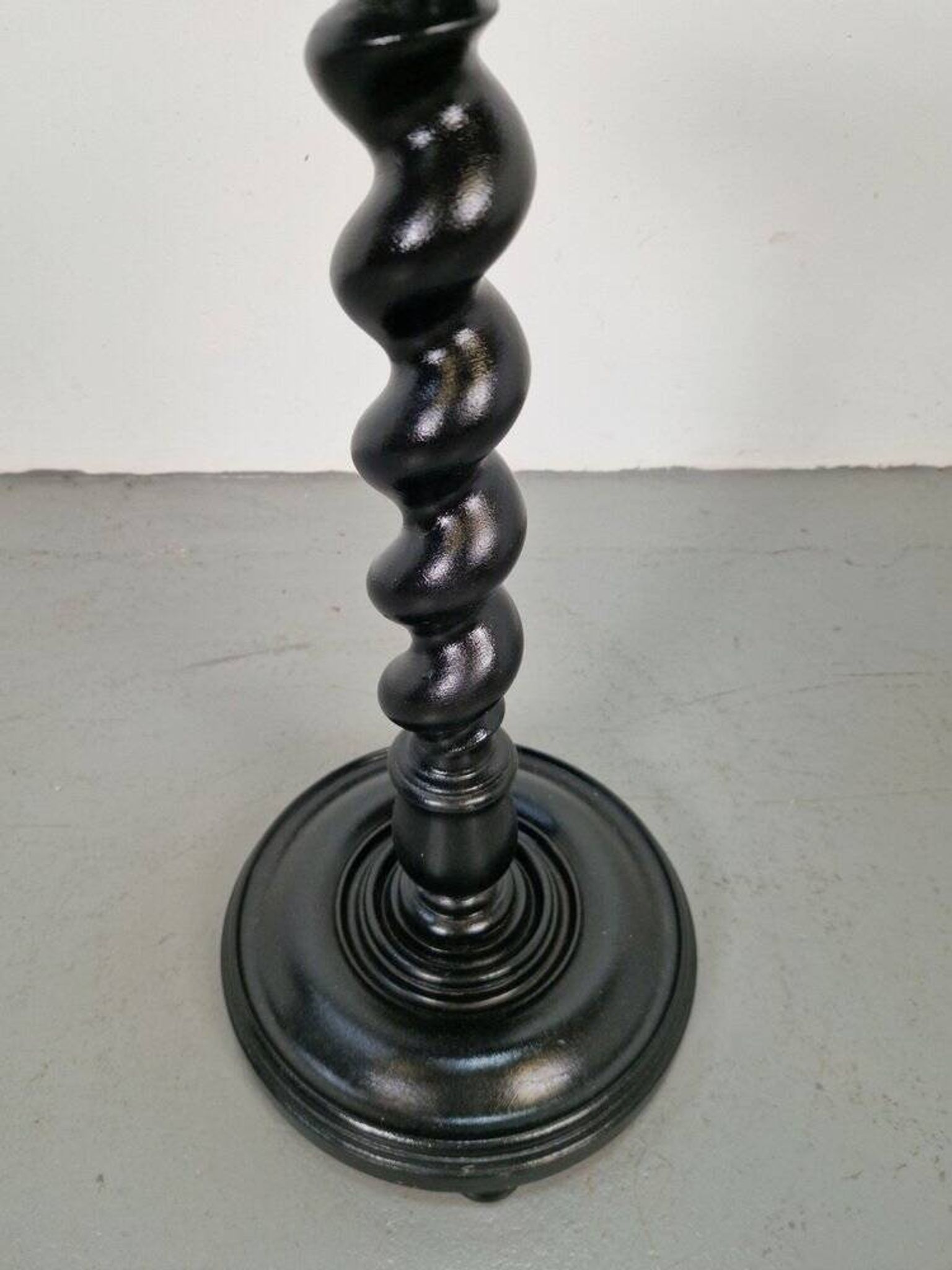 Hand-Carved Wood Barley Twist Pedestal, 1930s