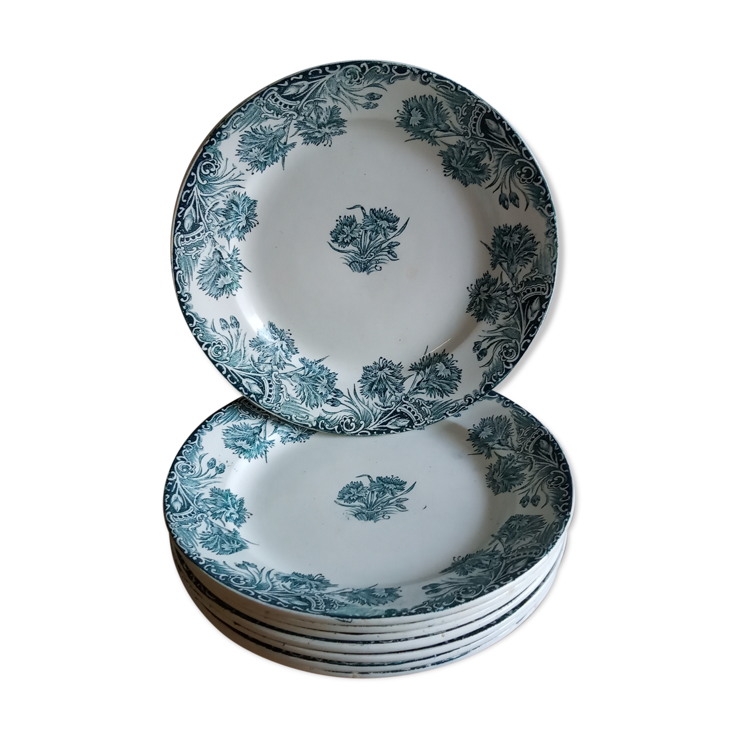 Eight dessert plates in Terre de Fer