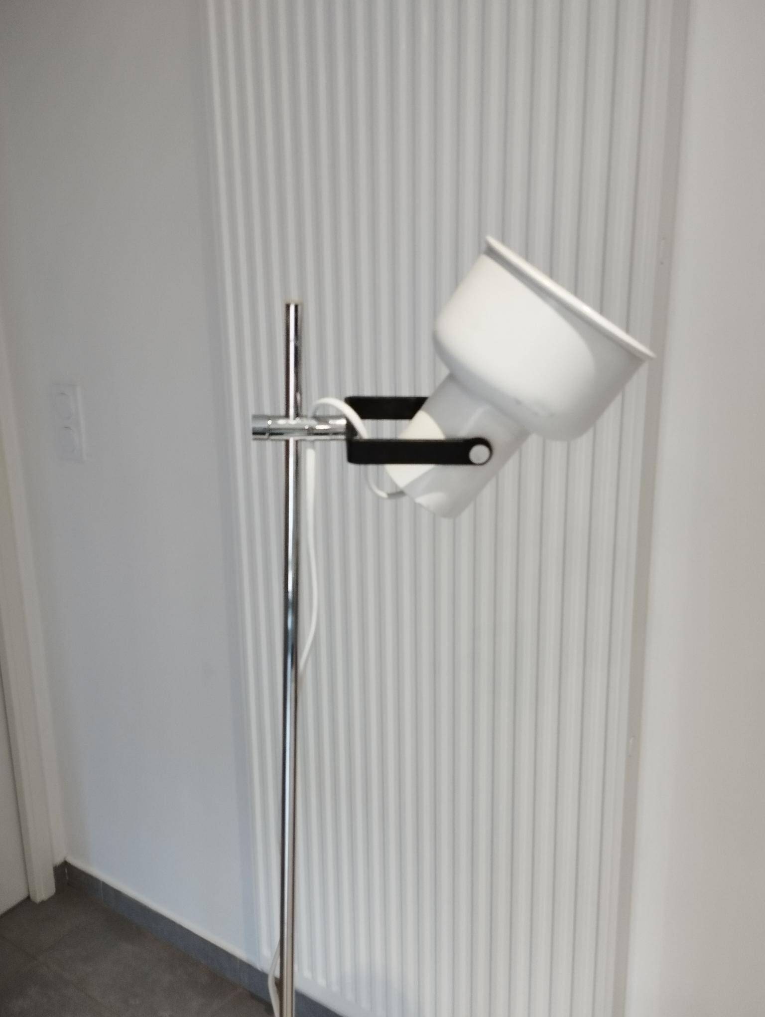 Space-Age Lamp - Scandinavian design floor lamp - adjustable vintage era