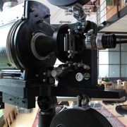 Cinema projector 1930 - 35mm style mip XIV