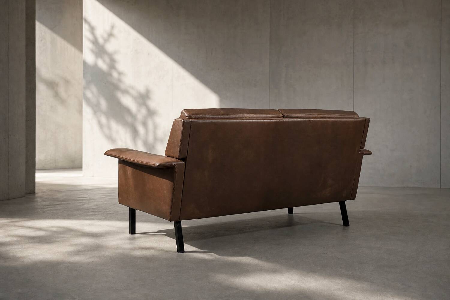Mid-Century Danish Modern 2-Seater Brown Leather Sofa 3330 by  Arne Vodder