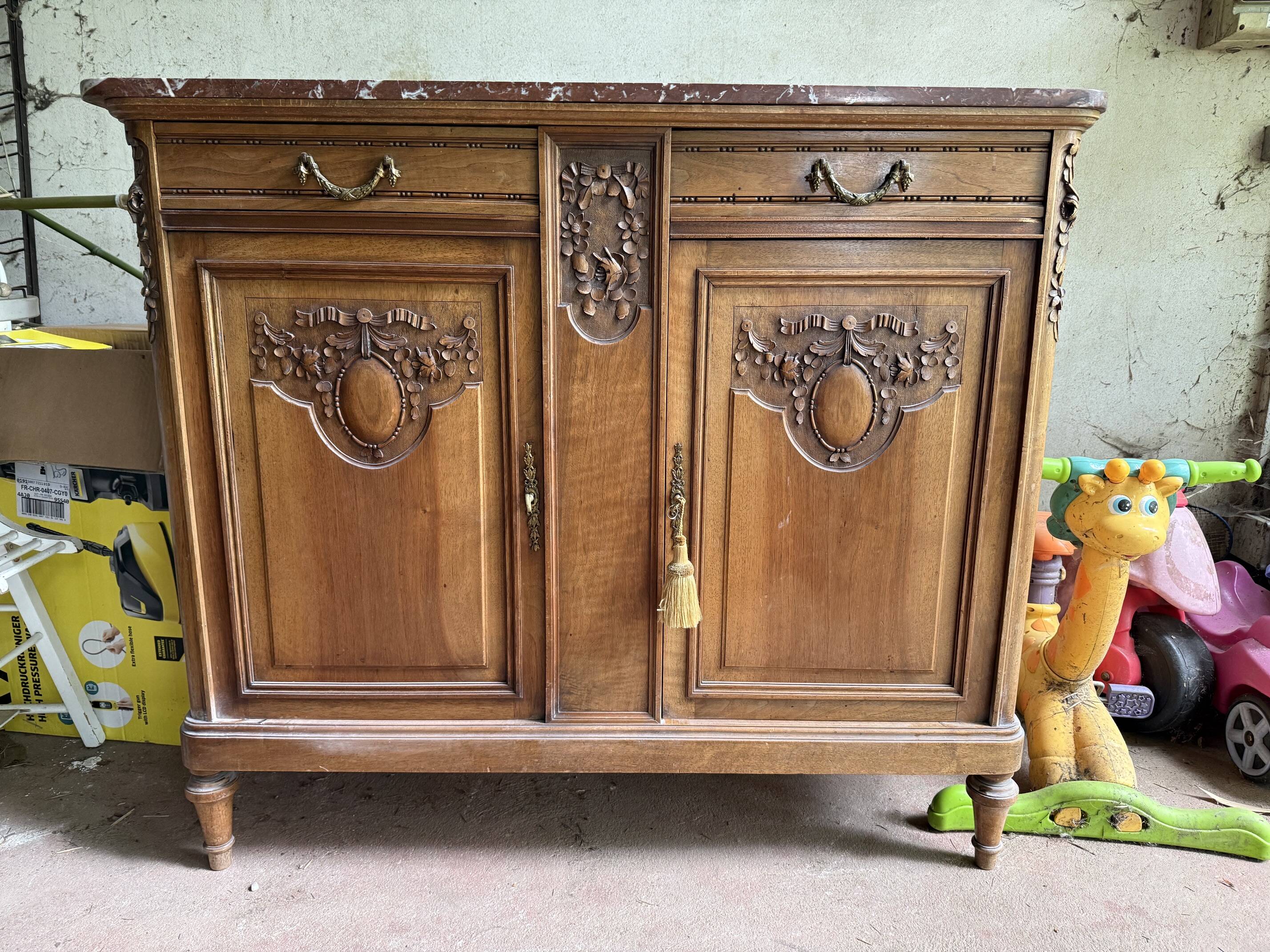 oak sideboard