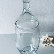 Grand flacon forme apothicaire en verre