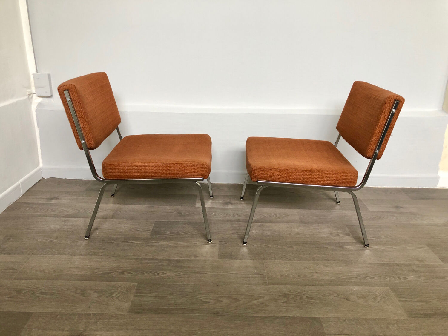 Paire de chauffeuses vintage 1970s