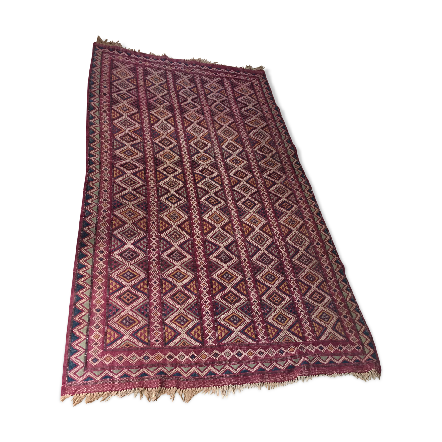 Tapis kilim rouge traditionnel artisanal 138 x 244