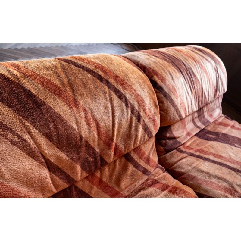 "Wave" canapé by Giovanni Offredi, Italy 1970s