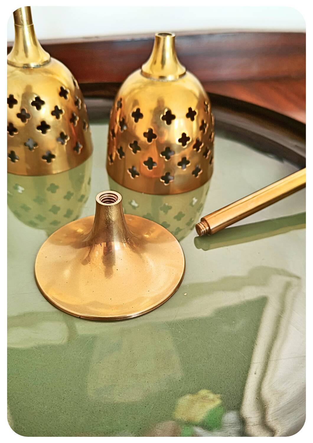 Bougeoirs en laiton danois du milieu du siècle (lot de 2)