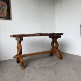 Table artisanale en orme massif, art populaire
