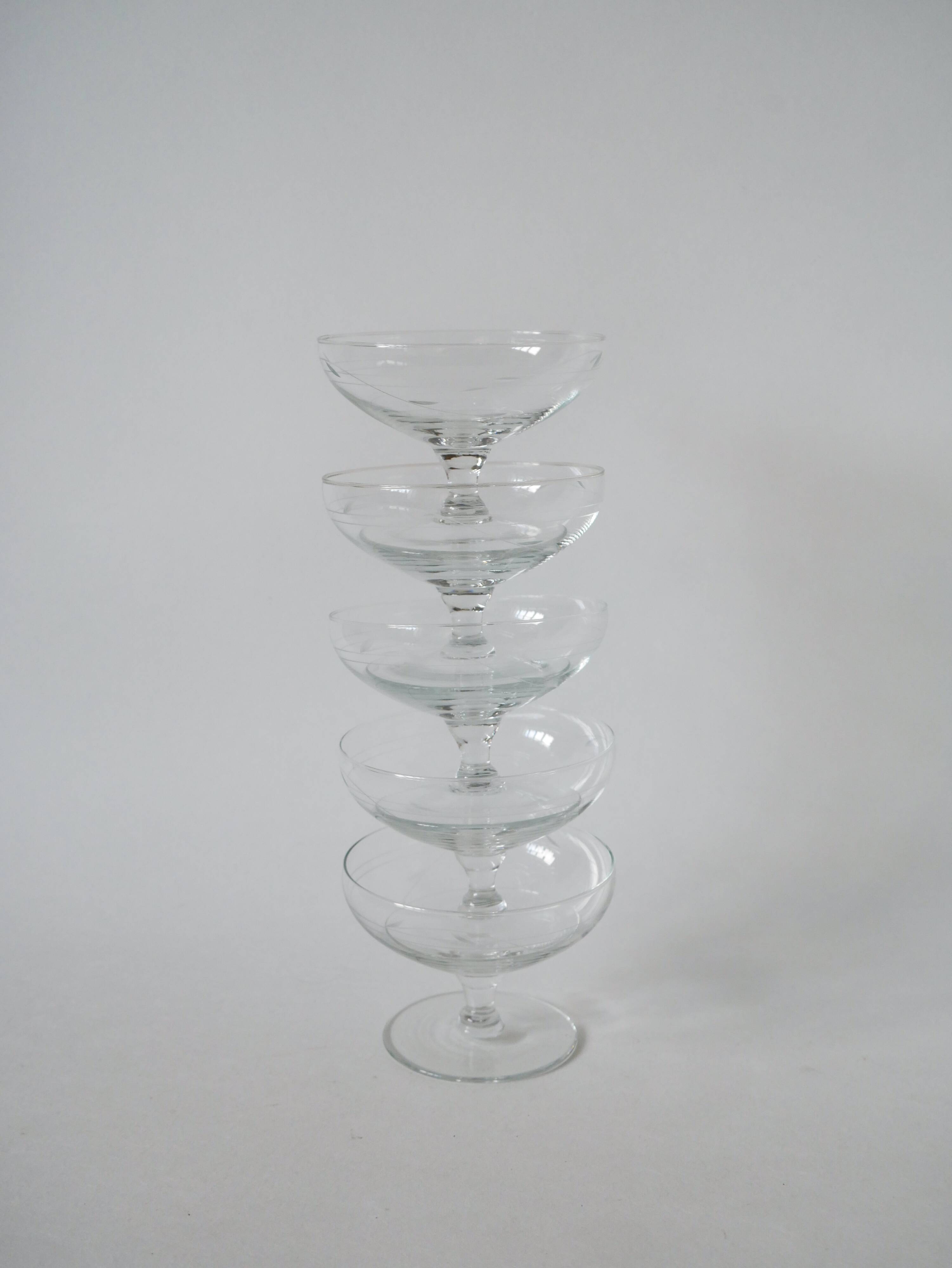 set of 5 engraved crystal champagne glasses 1950 9 x 6.5 cm