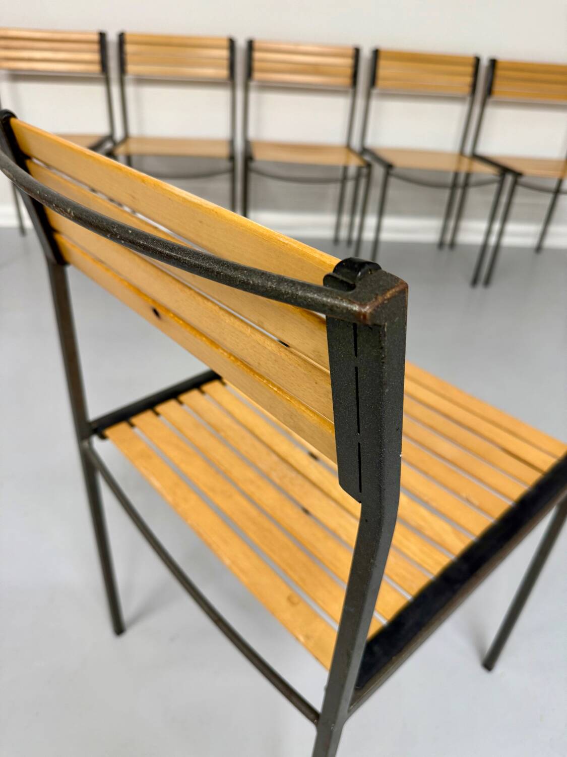 6 old metal and wood chairs, Italian design from the 80s, vintage