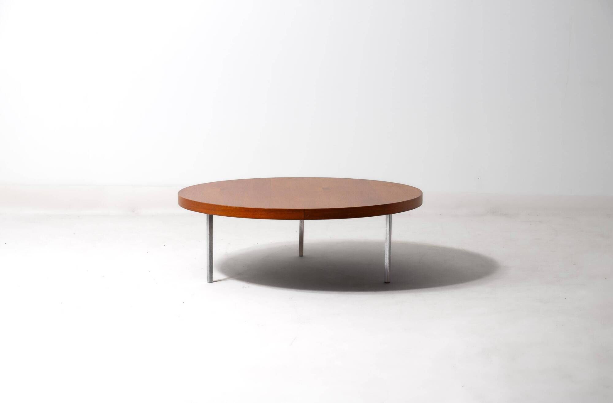 Table basse ronde Koh Liang Le