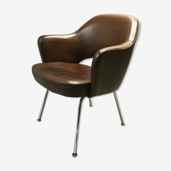 Eero Saarinen leather conference armchair