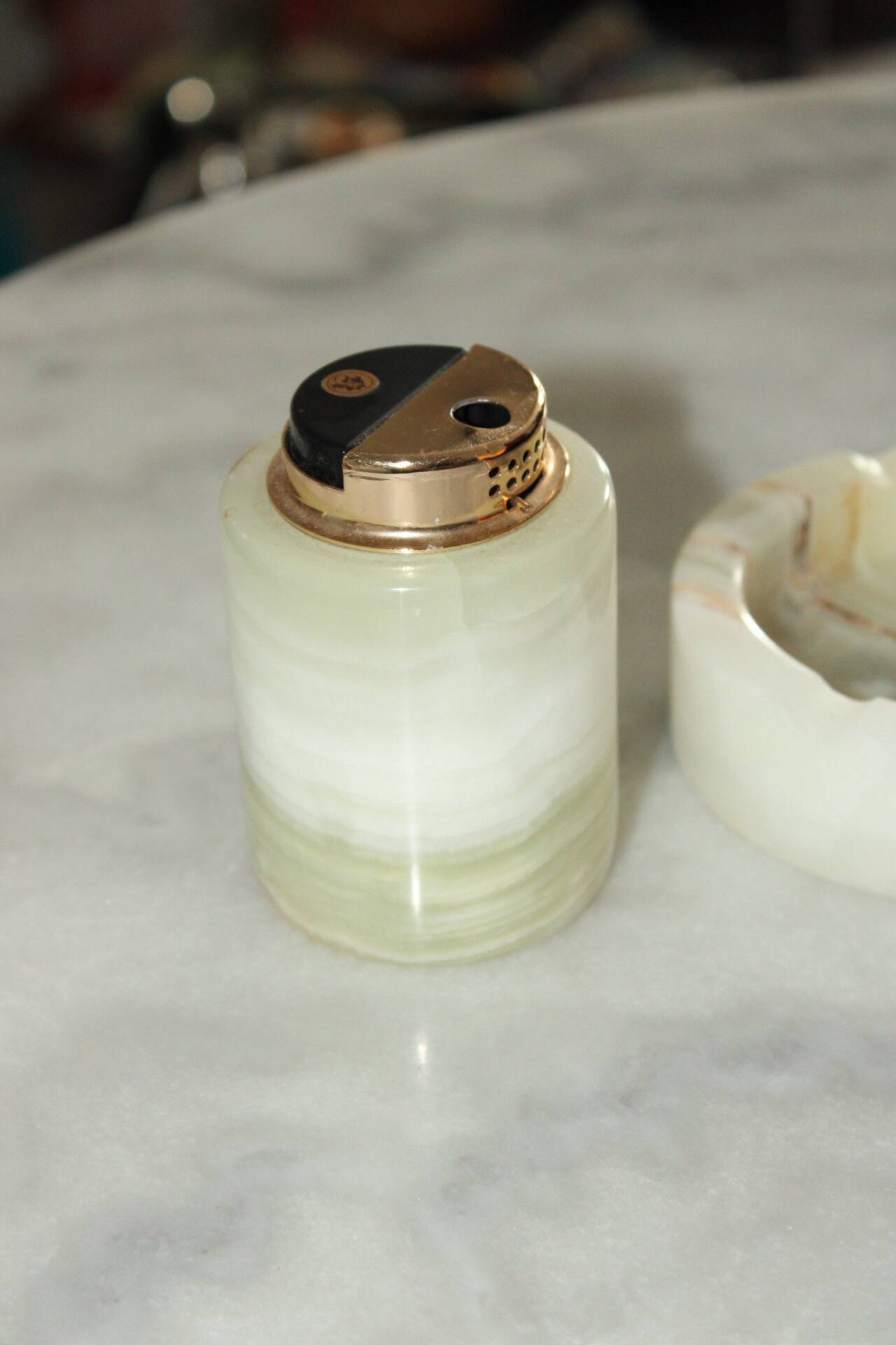 Table ornament in onyx and ashtray - Vintage