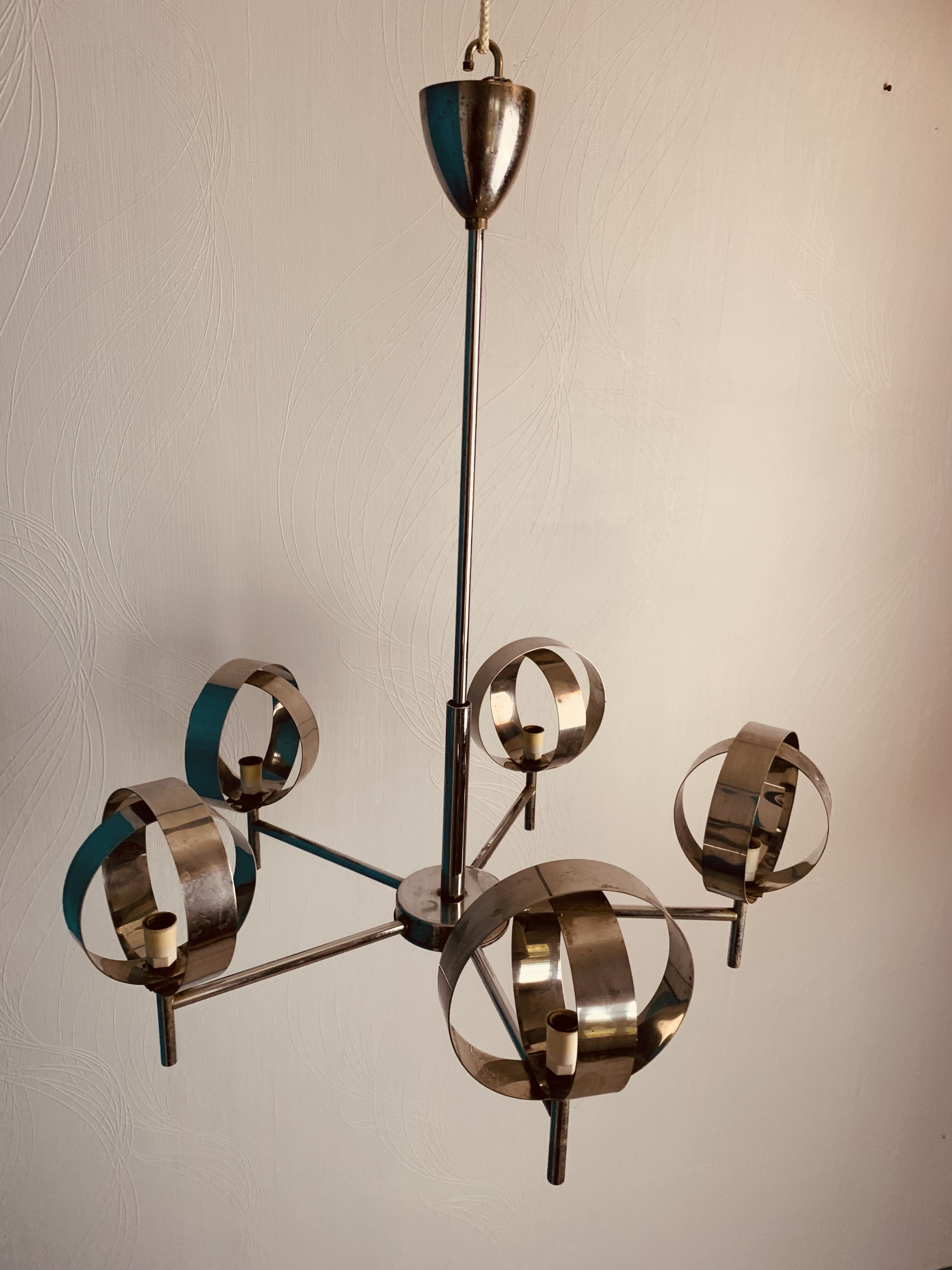 Chrome chandelier 5 spheres