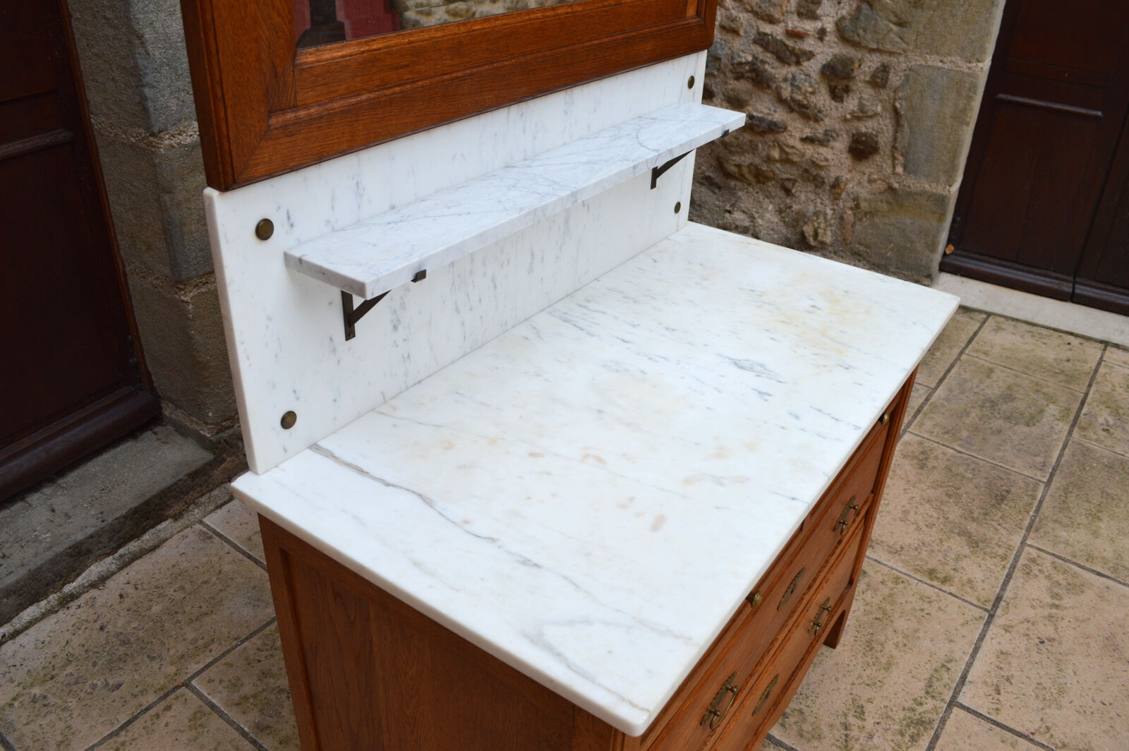 Art Nouveau dressing table dresser in carved oak, France, circa 1910