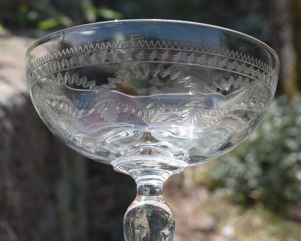 10 glasses of old champagne blown glass engraved Vierzon Thouvenin Portieux