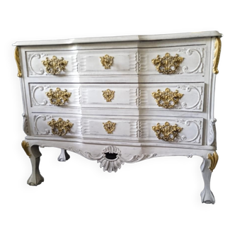 Commode blanche et dorée patinée