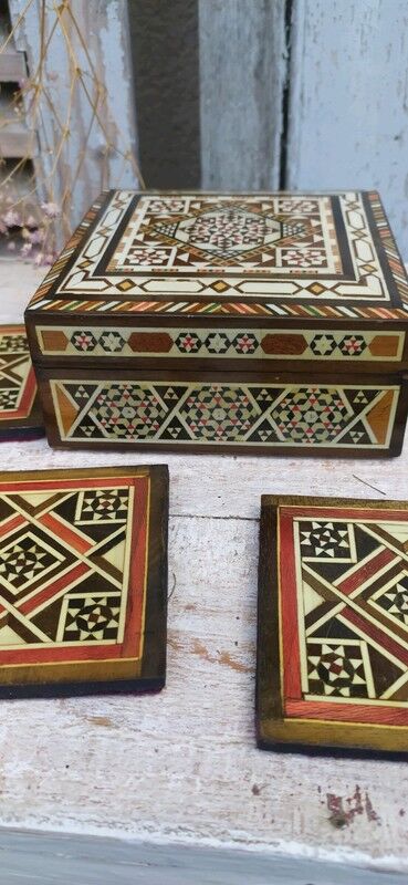 Lebanon marquetry box