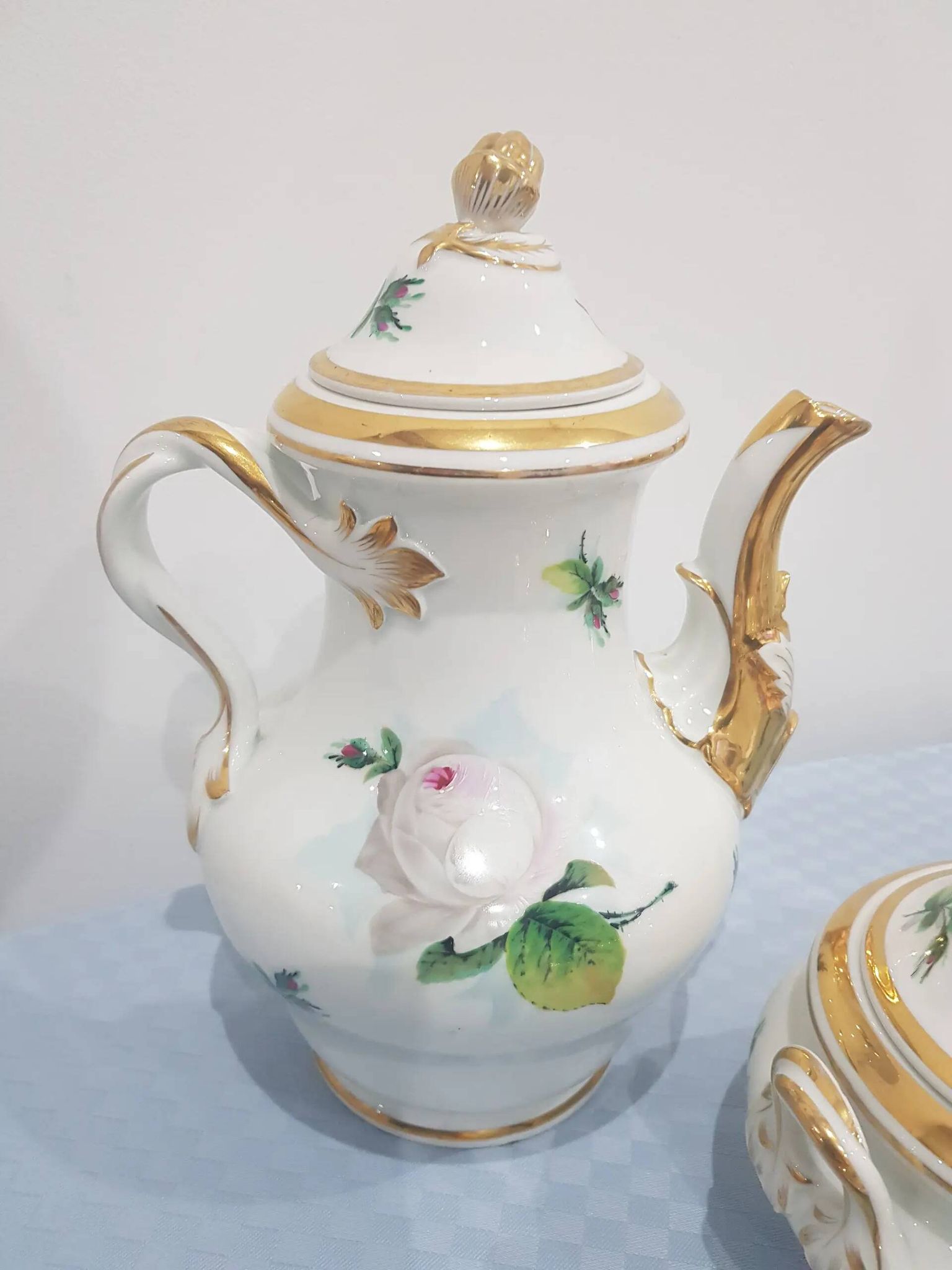 Service à café, porcelaine blanche avec dorure, KPM, Allemagne, 19e siècle